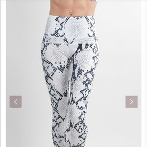 Savvi fit black white python print